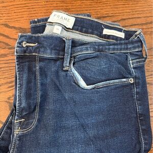 Frame LeSkinny Indigo Jeans size 32 like new